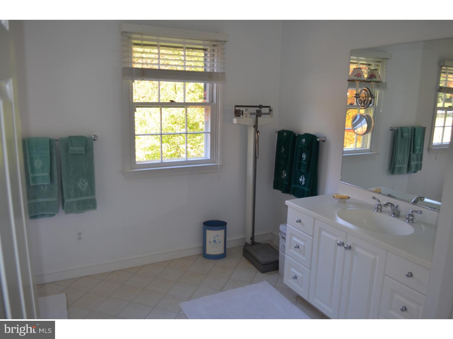 990 Brower Road Wayne, PA 19087 - Photo 14 of 25 Bathroom