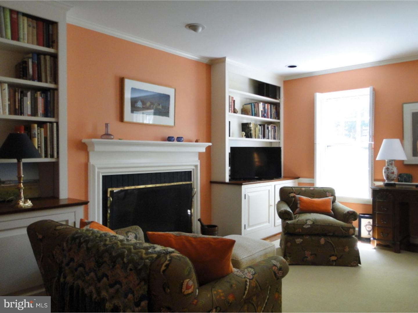 990 Brower Road Wayne, PA 19087 - Photo 6 of 25 Family Room