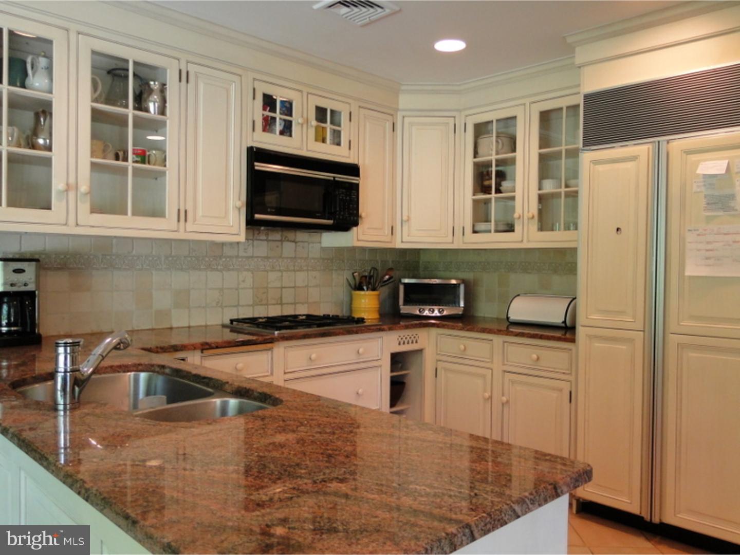 990 Brower Road Wayne, PA 19087 - Photo 9 of 25 Kitchen