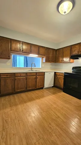 $212,000 | 440 Brandy Drive, Unit A, Crystal Lake, IL 60014