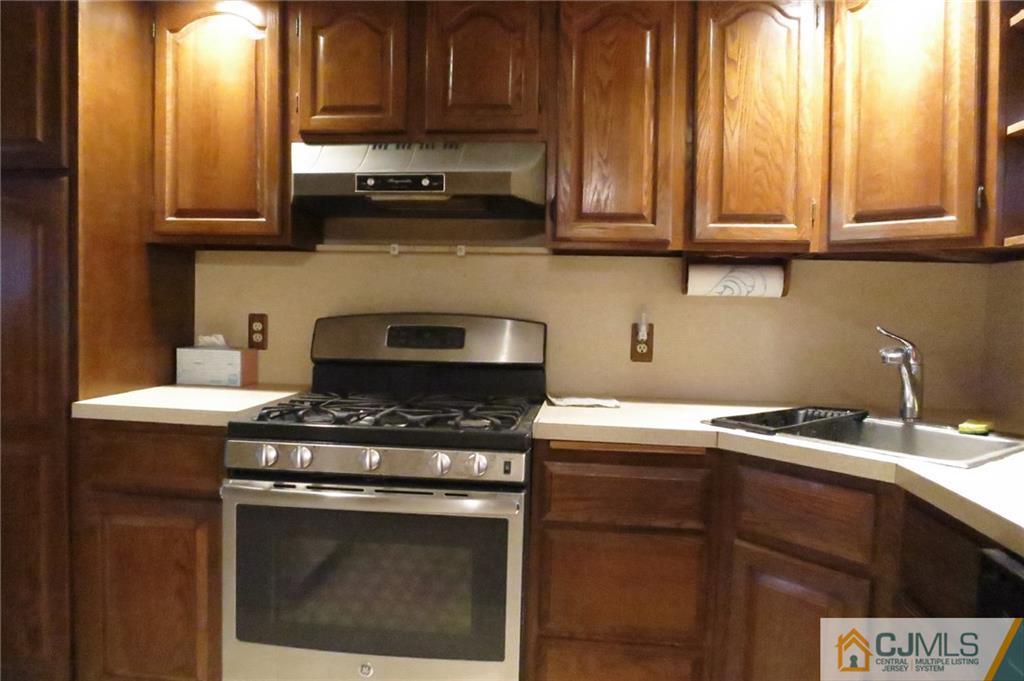 432 Decatur Avenue Middlesex, NJ 08846 - Photo 8 of 17 Gallery Image 8