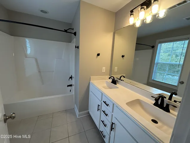 $2,450 | 110 Futch Creek Road, Wilmington, NC 28411