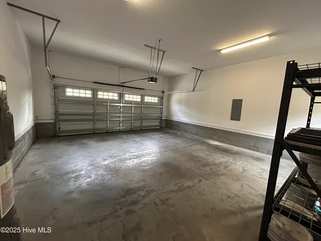 $2,450 | 110 Futch Creek Road, Wilmington, NC 28411