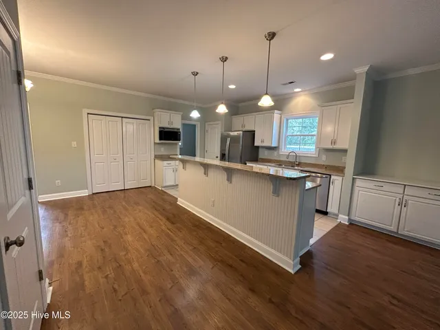 $2,450 | 110 Futch Creek Road, Wilmington, NC 28411