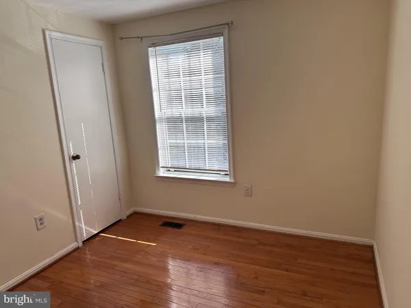 $2,150 | 10523 Polk Square Court, Gaithersburg, MD 20878