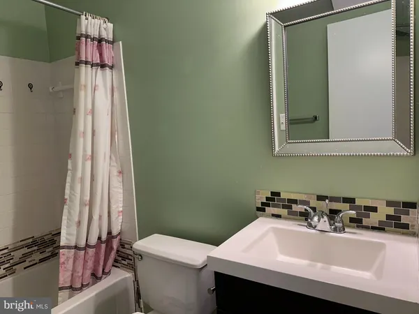 $2,150 | 10523 Polk Square Court, Gaithersburg, MD 20878
