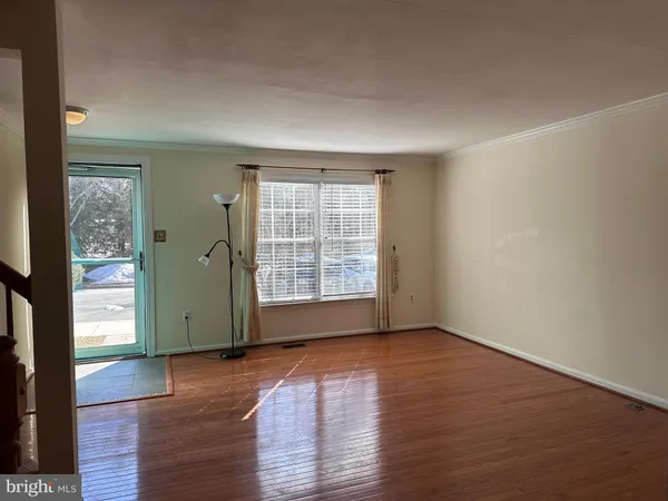 $2,150 | 10523 Polk Square Court, Gaithersburg, MD 20878