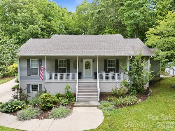 $650,000 | 124 Lytle Cove Road, Swannanoa, NC 28778