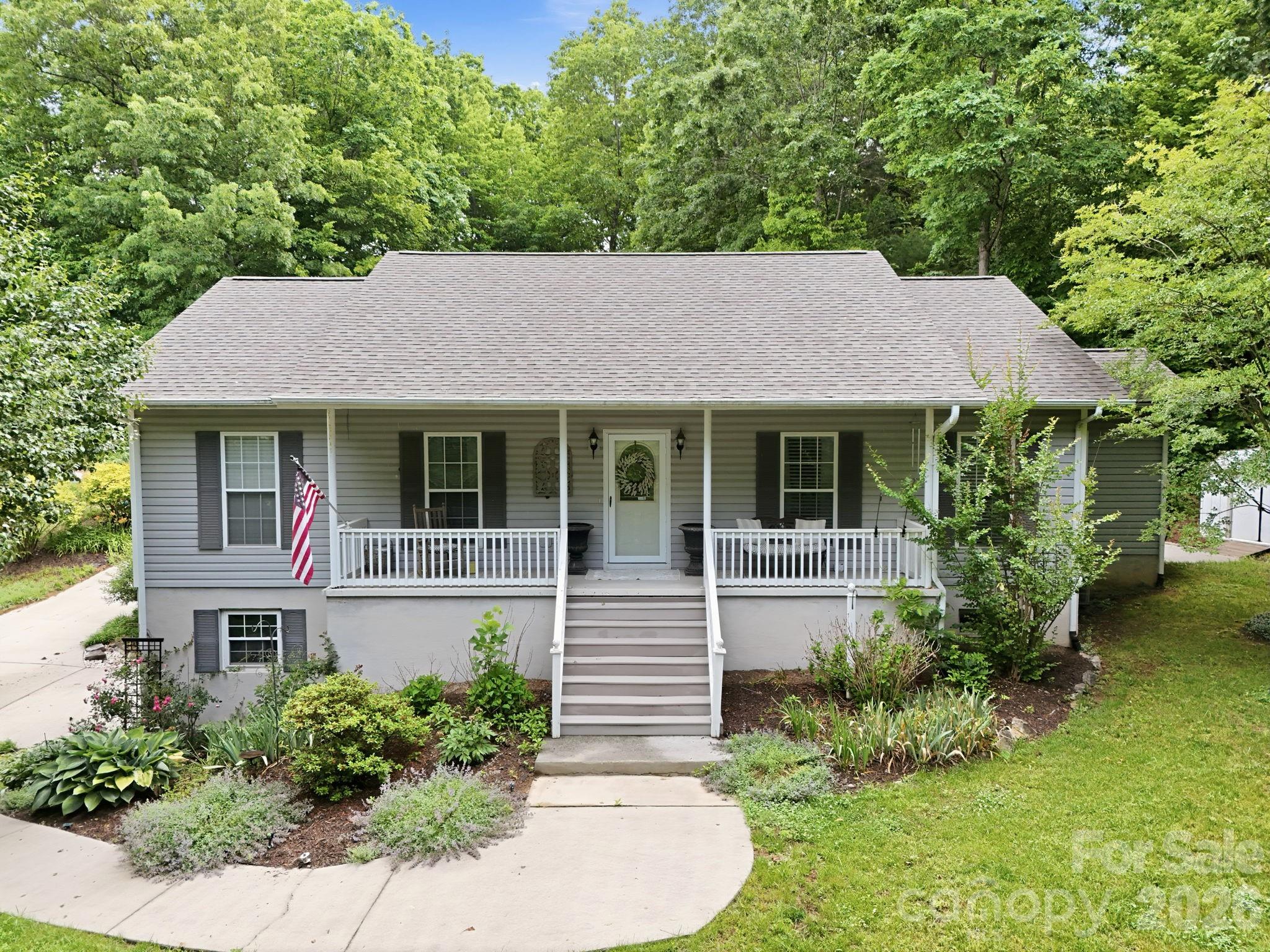124 Lytle Cove Road Swannanoa, NC 28778 - Photo 1 of 47