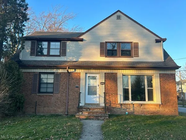 $2,200 | 14305 Washington Boulevard, Cleveland, OH 44118