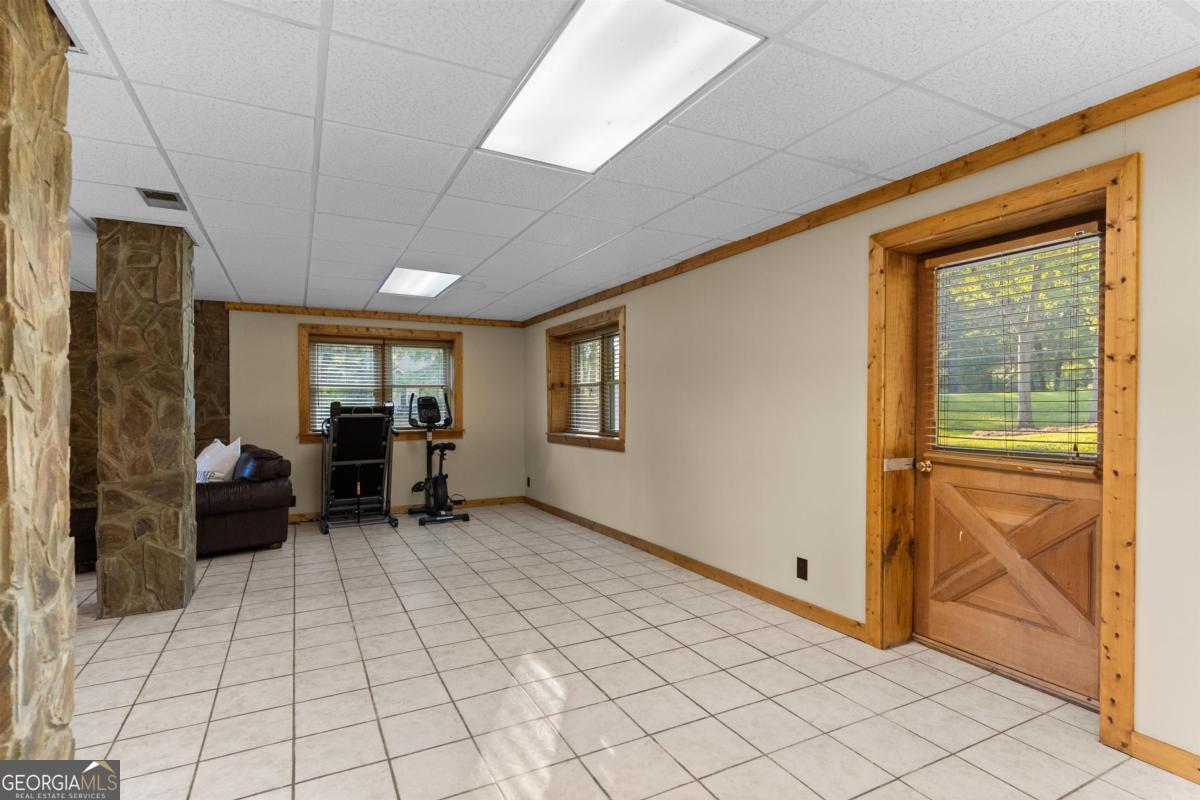224 Loch Way Eatonton, GA 31024 - Photo 33 of 59 a view of livingroom with furniture