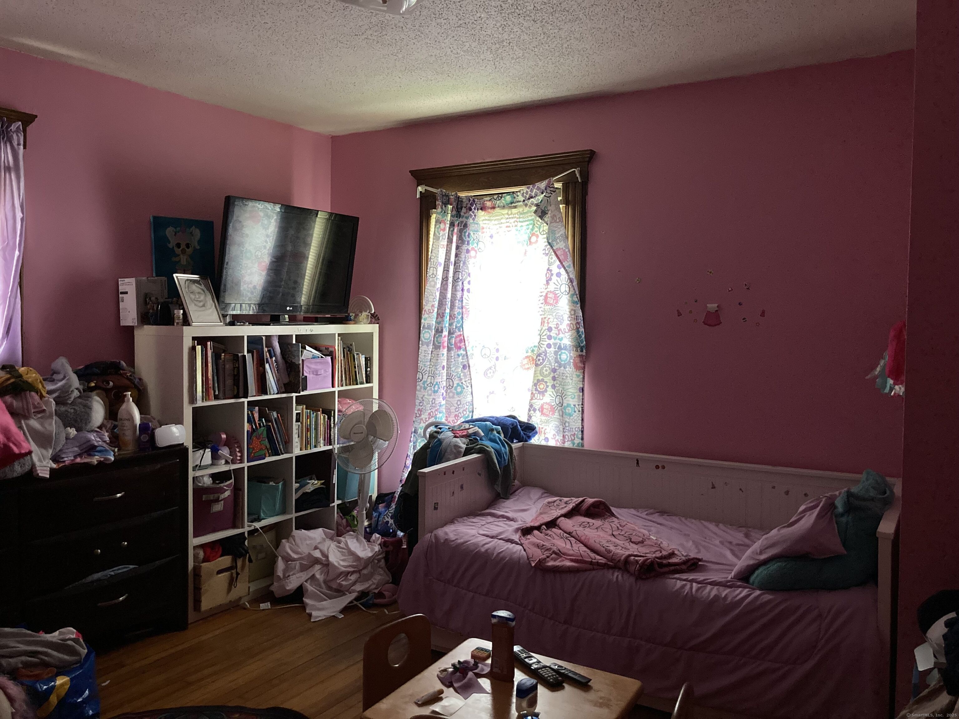 225 Winthrop Avenue New Haven, CT 06511 - Photo 13 of 36 a bed room with a bed and a window