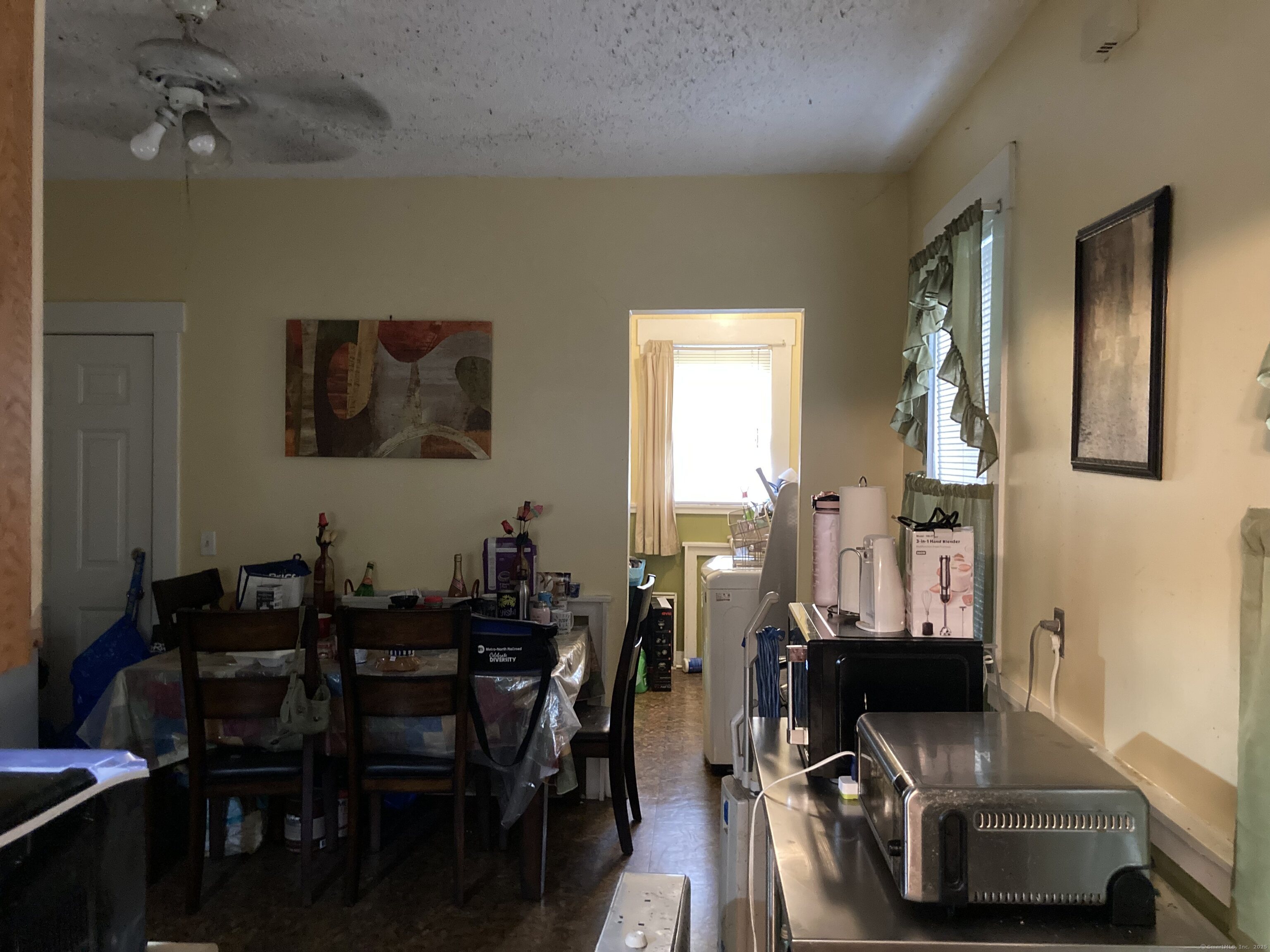 225 Winthrop Avenue New Haven, CT 06511 - Photo 17 of 36 a view of a livingroom with furniture and a window