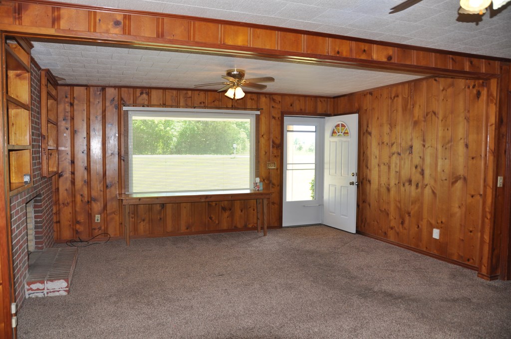 910 Holley Mill Road Samson, AL 36477 - Photo 4 of 58 Living Room