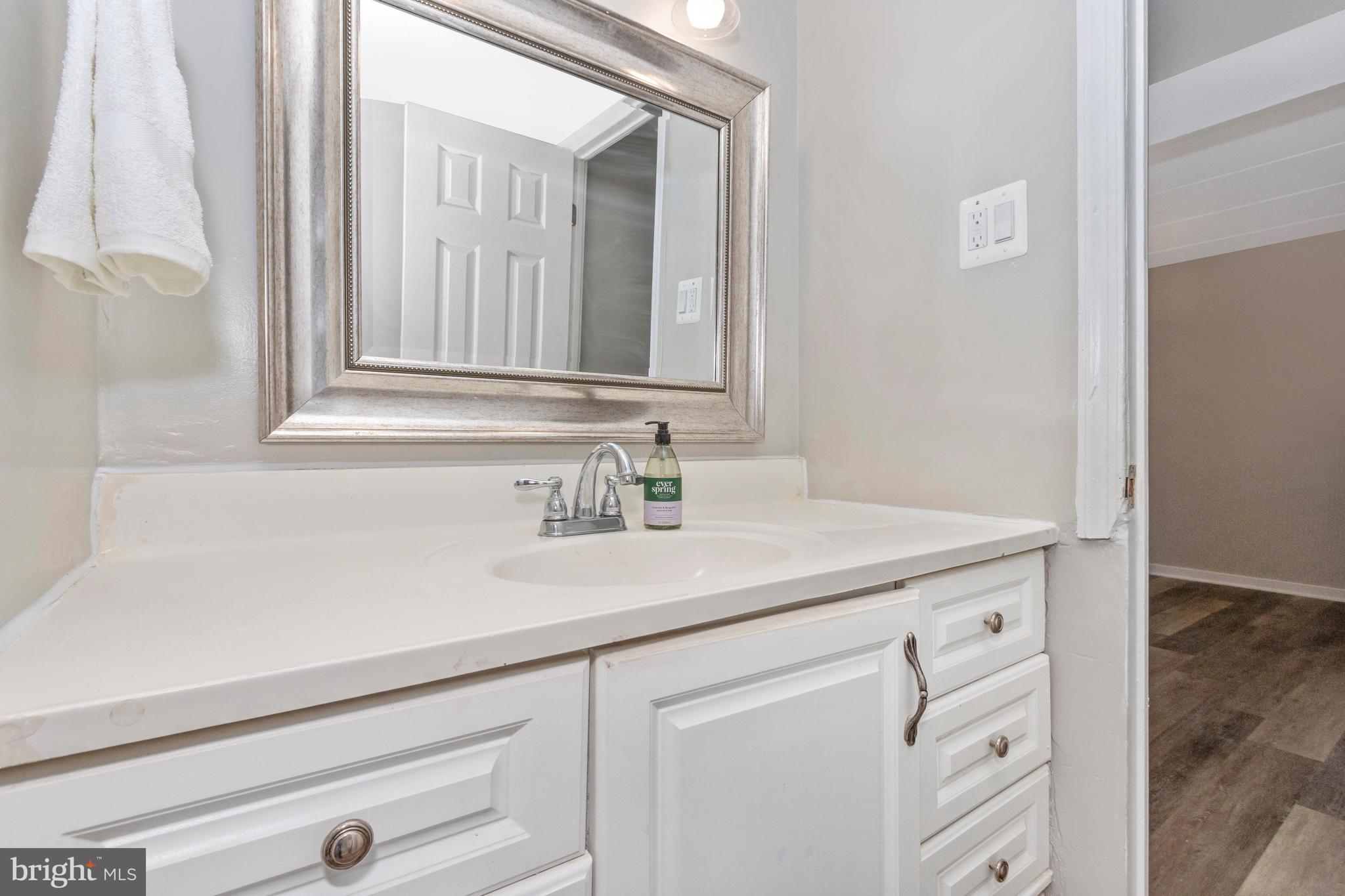 3342 Hewitt Avenue, Unit 31B Silver Spring, MD 20906 - Photo 37 of 71 Full Bath
