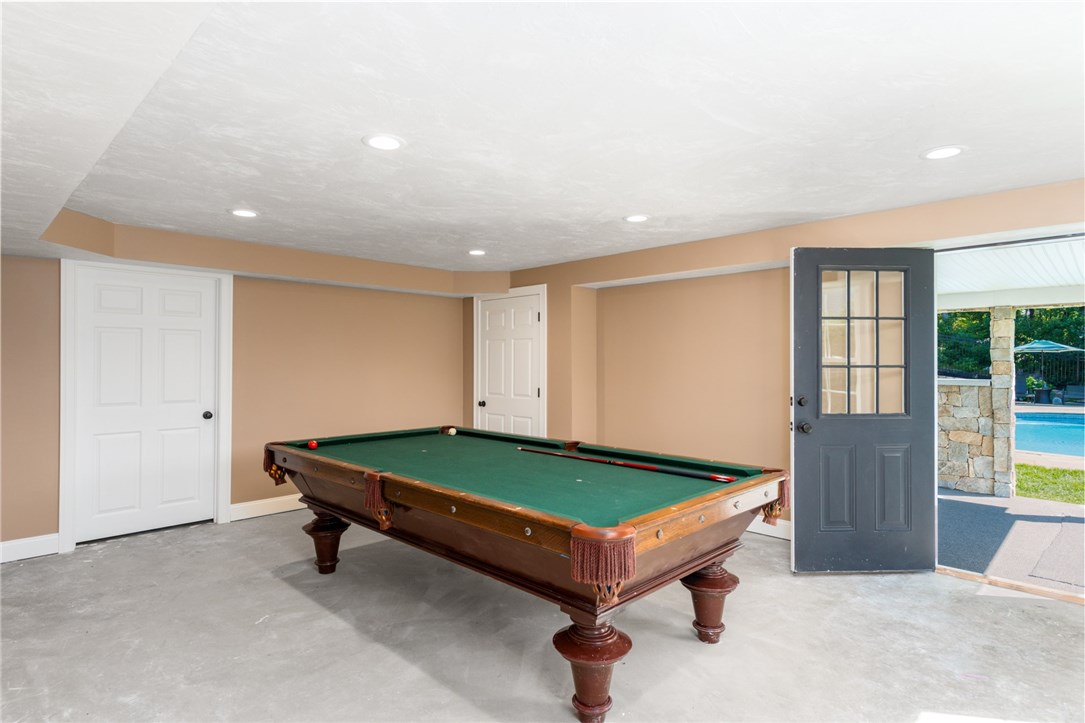 47 Bourque Road Cumberland, RI 02864 - Photo 26 of 36