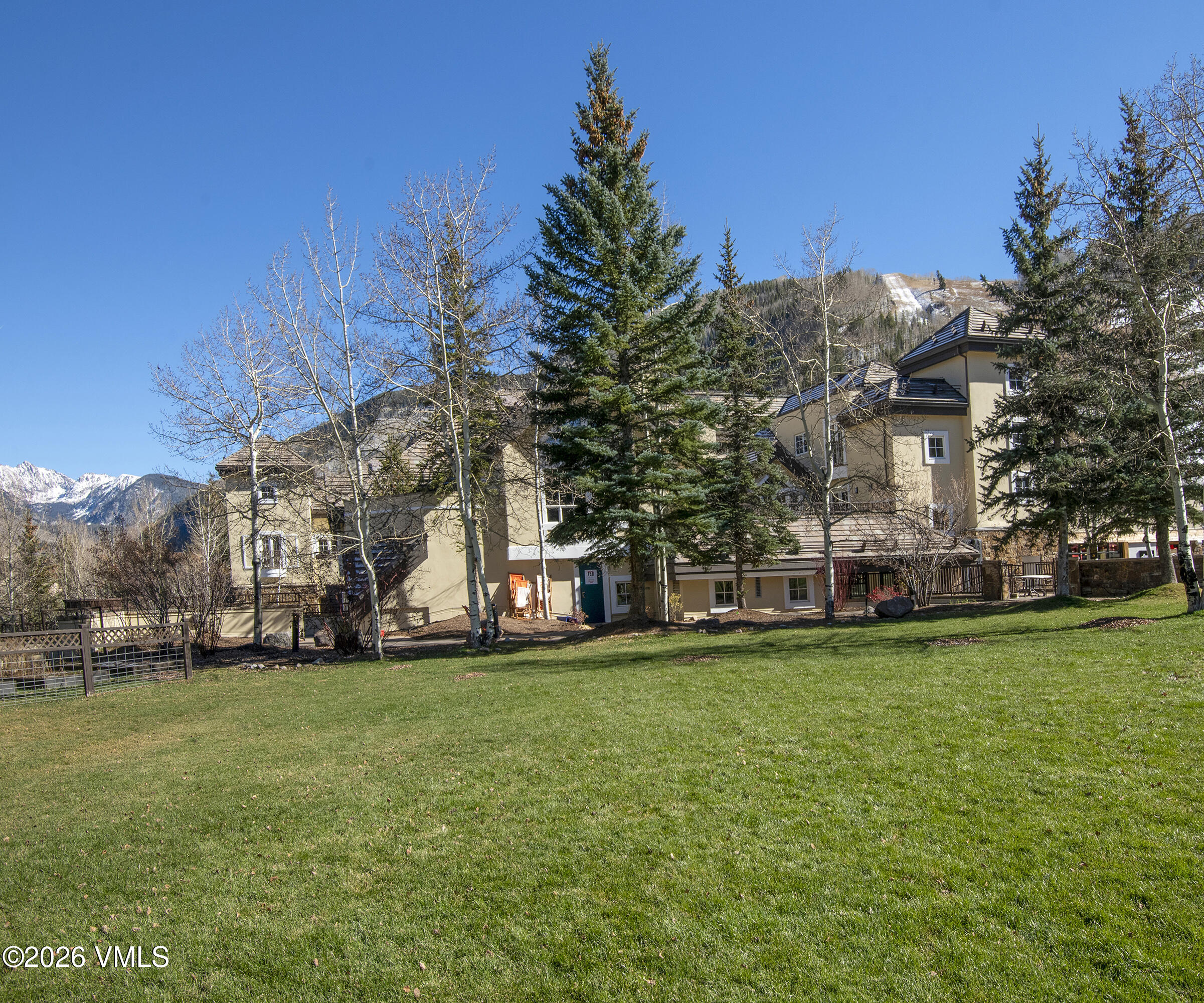 458 Vail Valley Drive, Unit R6 Vail, CO 81657 - Photo 14 of 17 Golden Peak Building