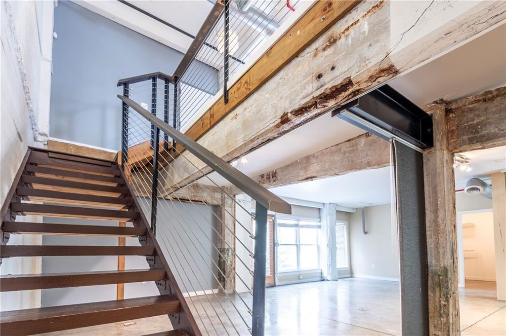 244 Peters Street Southwest, Unit 10 Atlanta, GA 30313 - Photo 28 of 38 a view of entryway