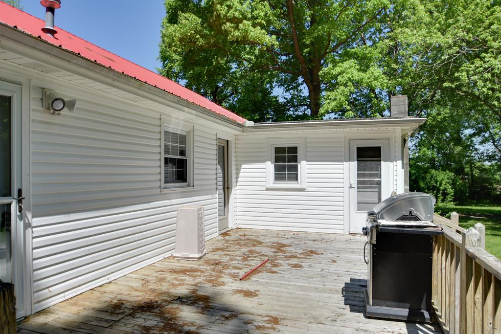 3024 Sylvia Road Dickson, TN 37055 - Photo 17 of 22 HUGE BACK DECK PERFECT FOR ENTERTAINING!!