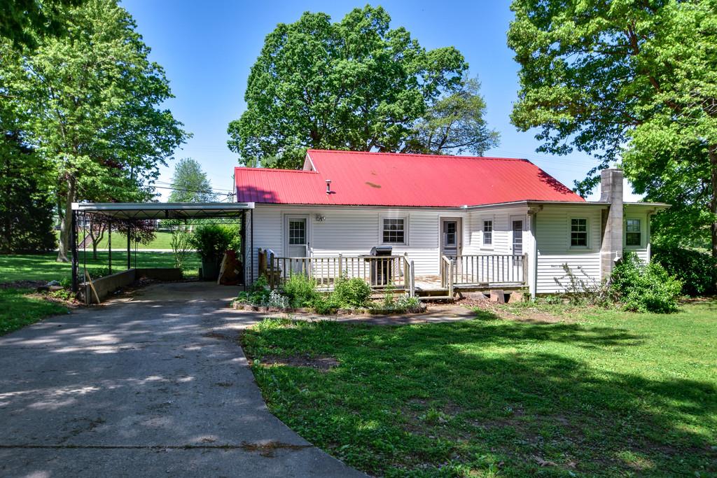 3024 Sylvia Road Dickson, TN 37055 - Photo 19 of 22 MATURE TREES PROVIDE PRIVACY AND TONS OF SPACE!!