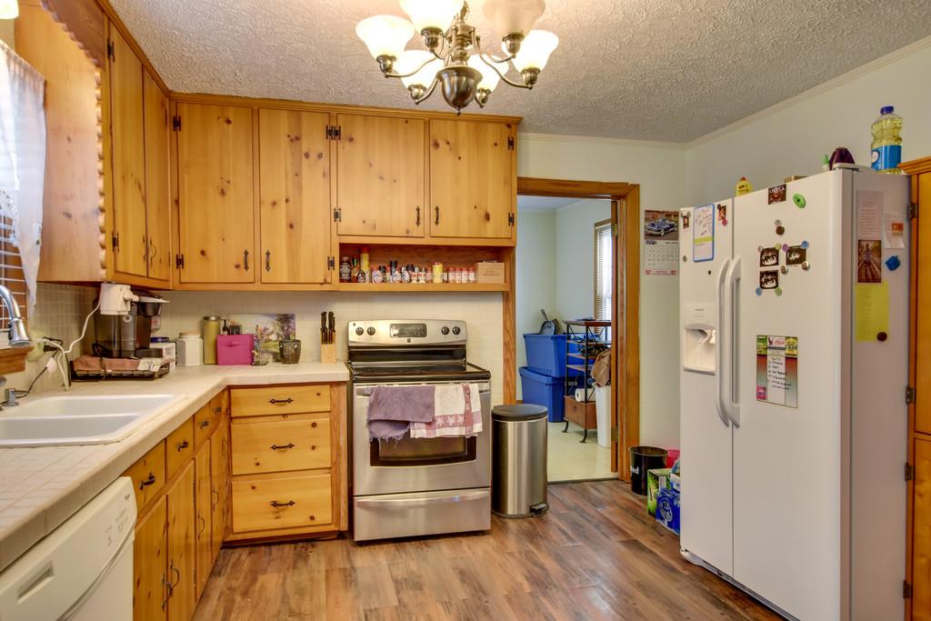 3024 Sylvia Road Dickson, TN 37055 - Photo 7 of 22 REFRIGERATOR REMAINS!!