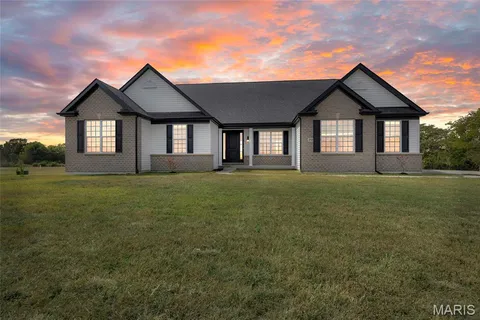$885,000 | 213 Bluegrass Pasture Court, Wentzville, MO 63385