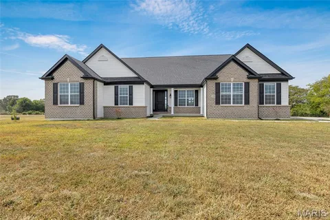 $885,000 | 213 Bluegrass Pasture Court, Wentzville, MO 63385