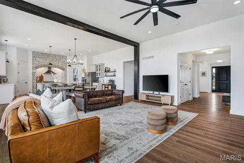 $885,000 | 213 Bluegrass Pasture Court, Wentzville, MO 63385