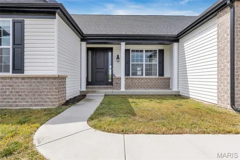 $885,000 | 213 Bluegrass Pasture Court, Wentzville, MO 63385