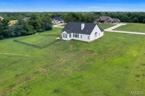 $885,000 | 213 Bluegrass Pasture Court, Wentzville, MO 63385