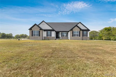 $885,000 | 213 Bluegrass Pasture Court, Wentzville, MO 63385