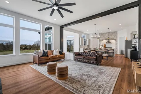 $885,000 | 213 Bluegrass Pasture Court, Wentzville, MO 63385