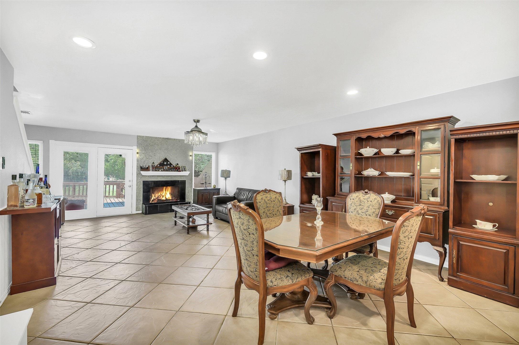 64 April Hill Conroe, TX 77356 - Photo 7 of 29