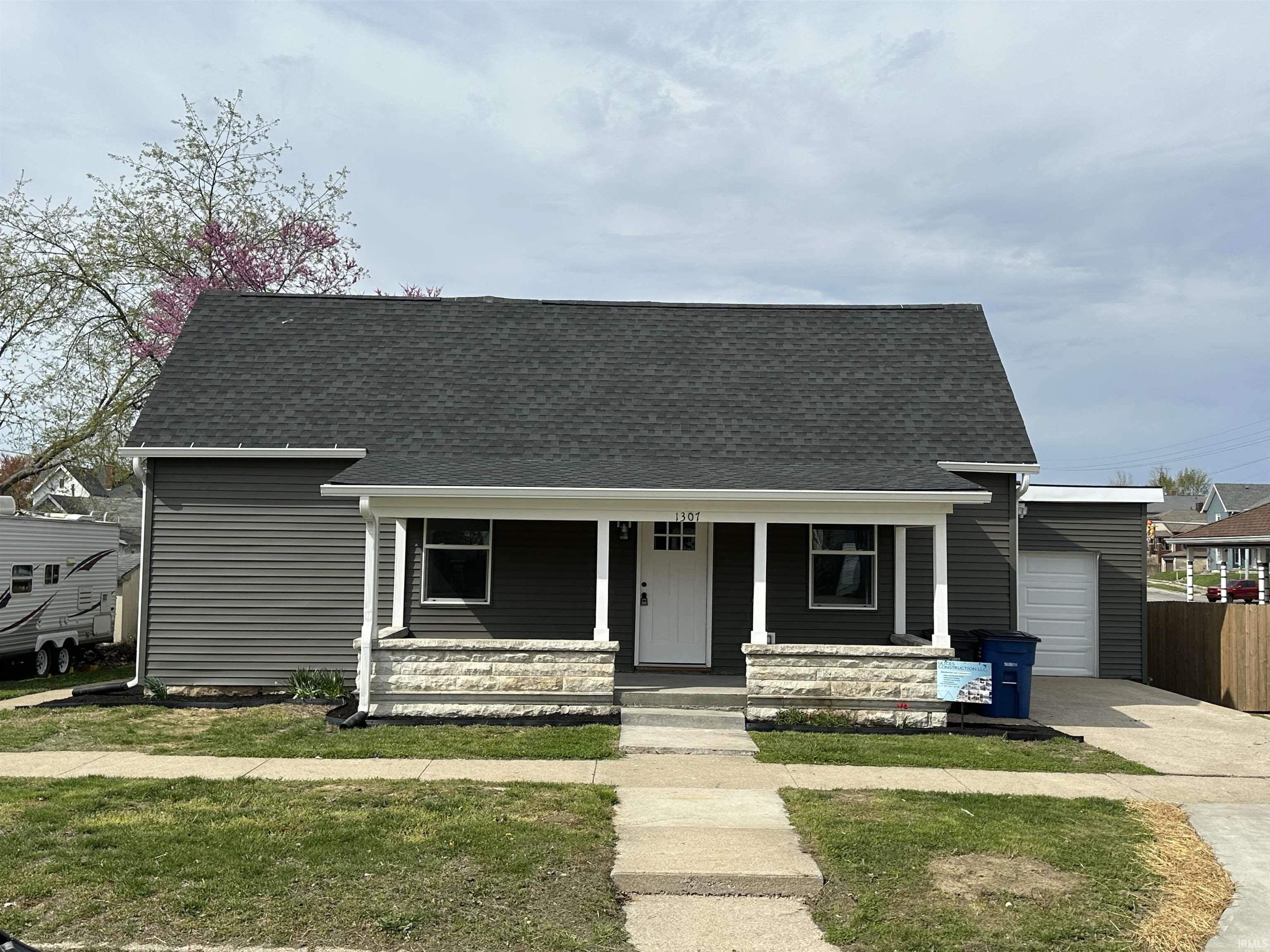 1307 19th Street Bedford, IN 47421 - Photo 1 of 35