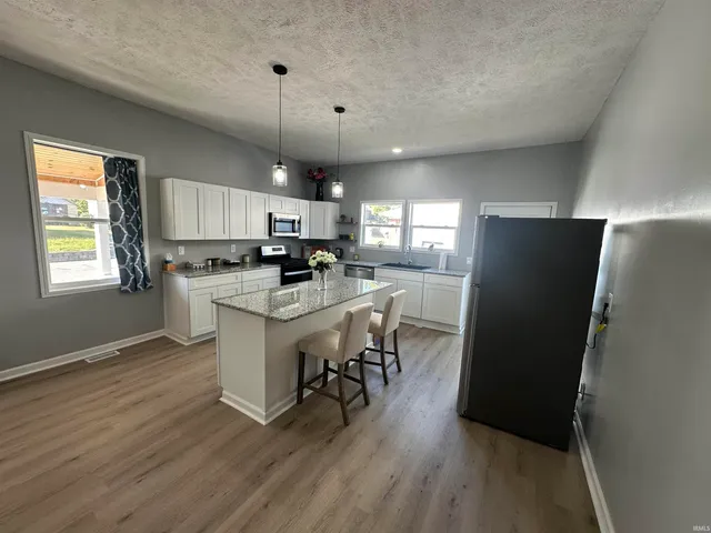 $269,900 | 1307 19th Street, Bedford, IN 47421