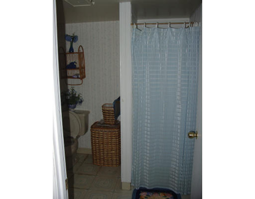 156 Lancashire Road Springfield, MA 01104 - Photo 16 of 18 Gallery Image 16