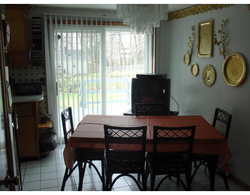 156 Lancashire Road Springfield, MA 01104 - Photo 5 of 18 Gallery Image 5