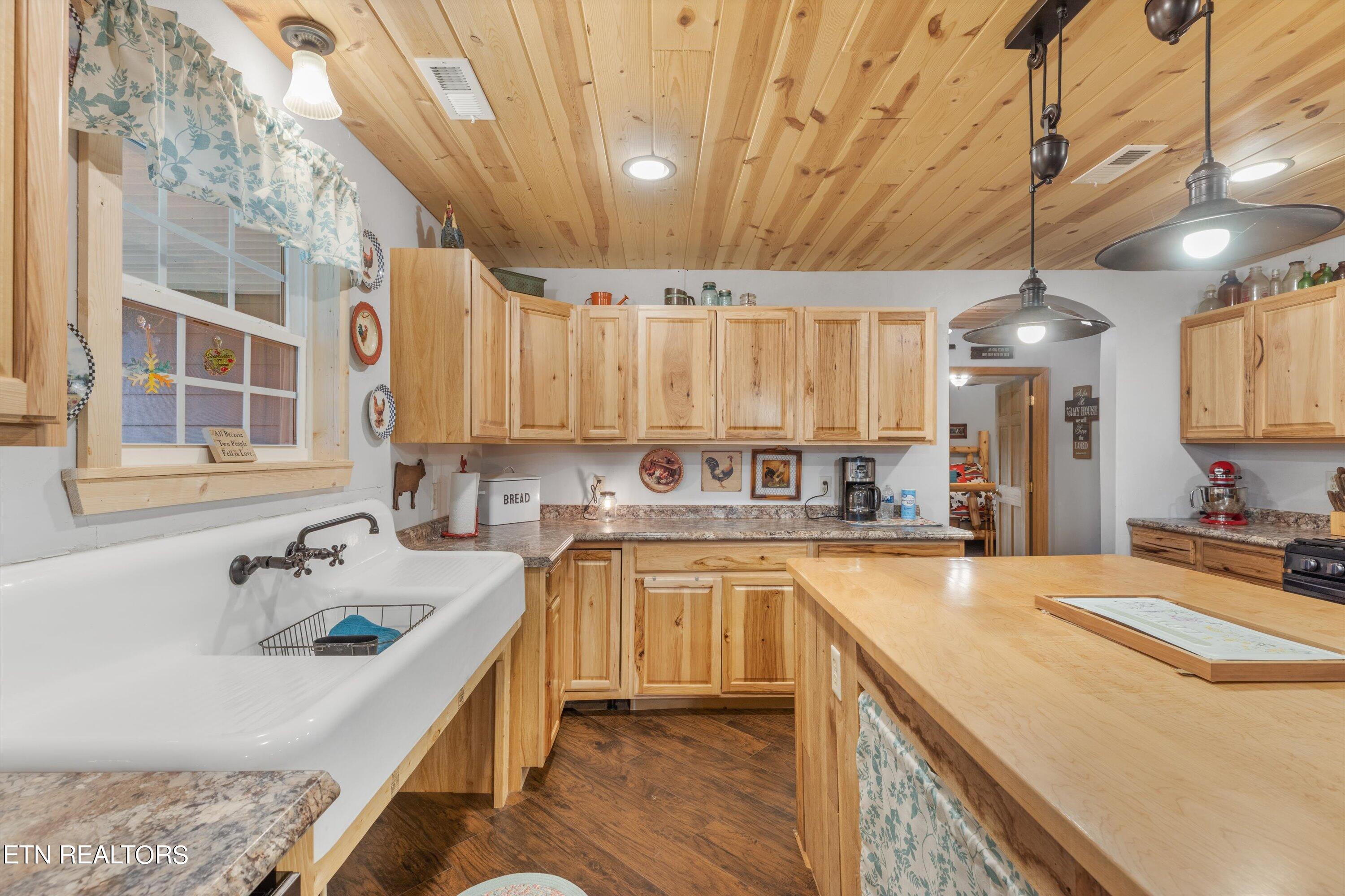 1623 Little Sycamore Road Tazewell, TN 37879 - Photo 14 of 41 12-1623LittleSycamoreRd-04