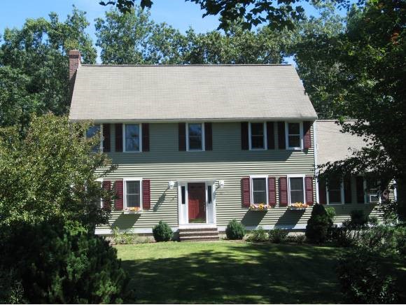 60 Picadilly Road Hampstead, NH 03841 - Photo 1 of 1