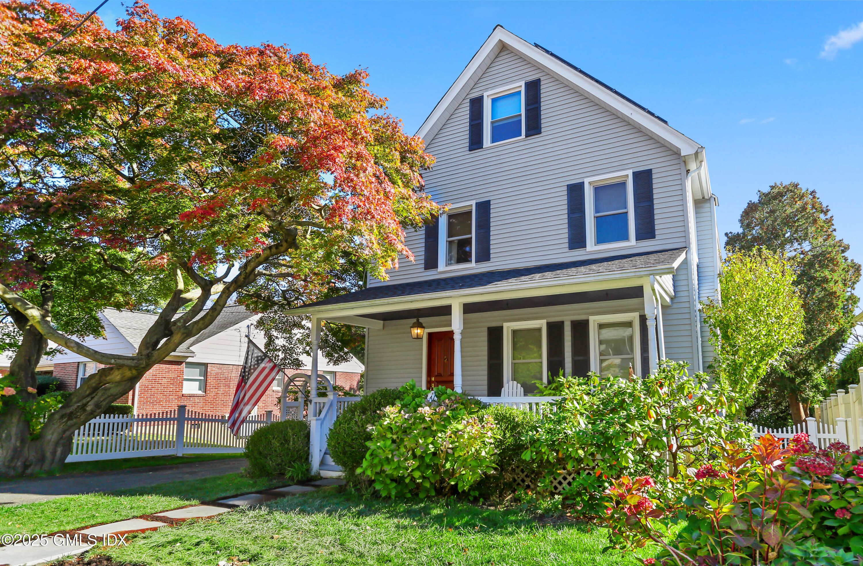 41 Chapel Street Greenwich, CT 06831 - Photo 1 of 22 7-print-41-chapel-st-cropped