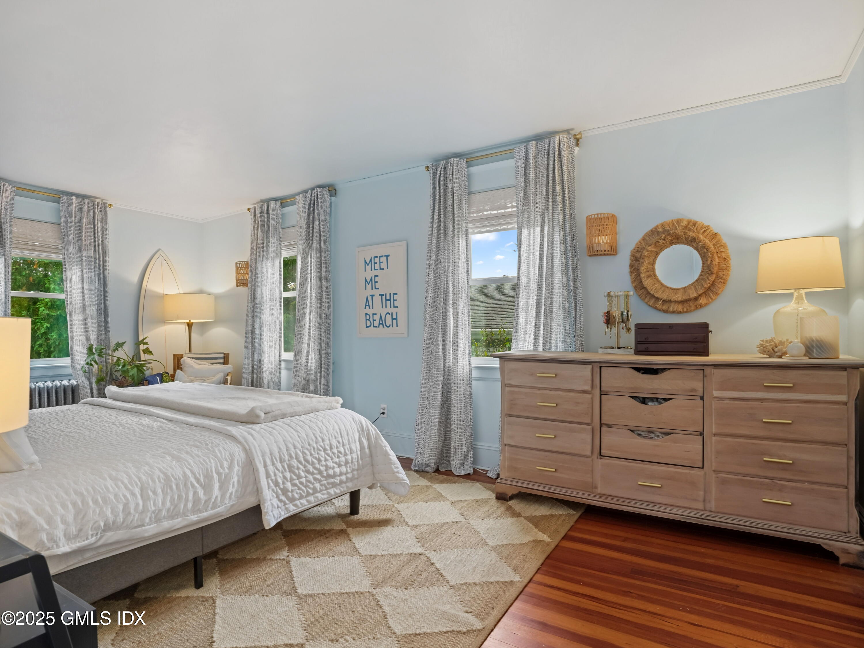 41 Chapel Street Greenwich, CT 06831 - Photo 11 of 22 Primary Bedroom