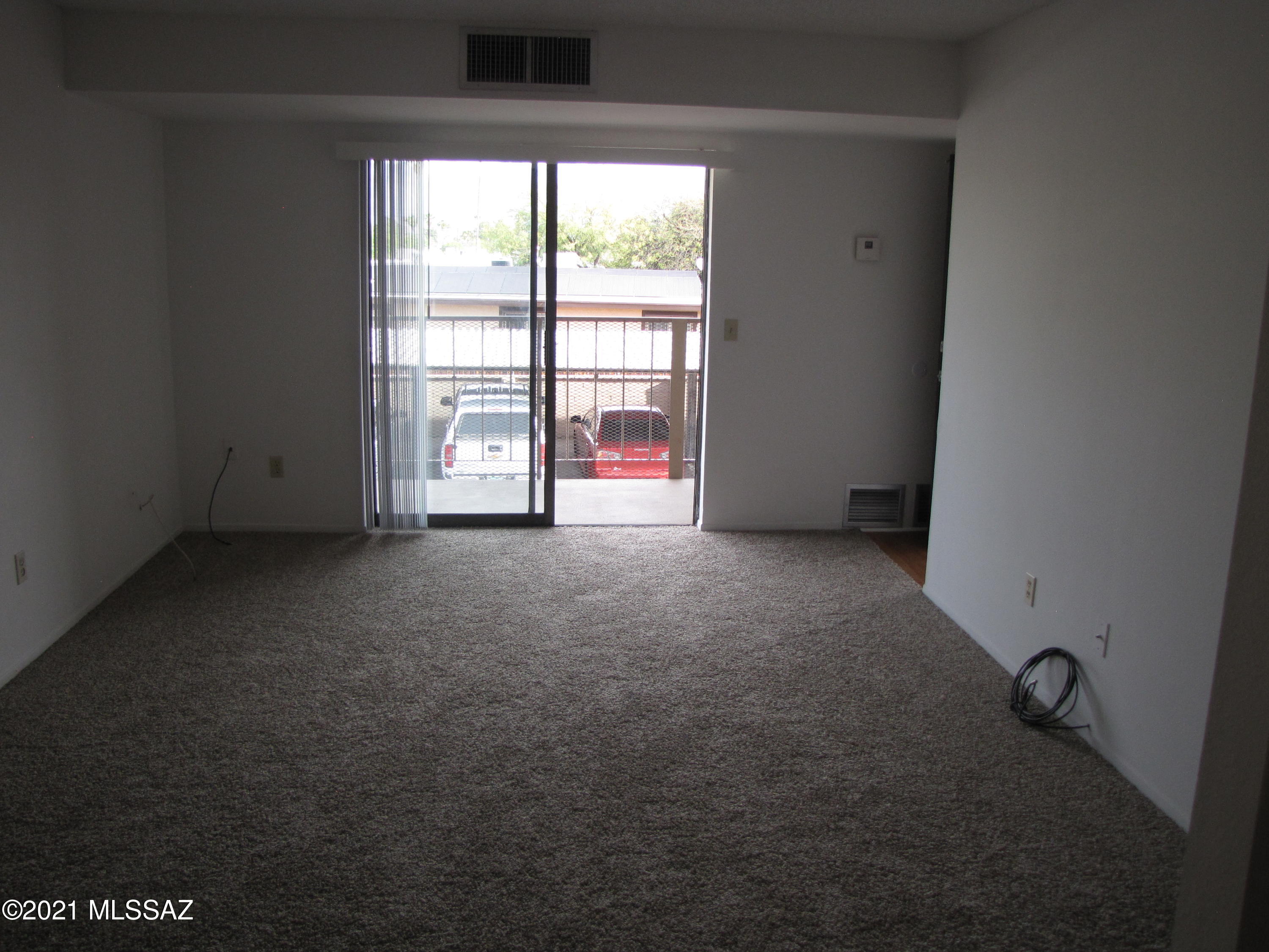 6625 East Golf Links Road, Unit 15 Tucson, AZ 85730 - Photo 3 of 18 IMG_5227