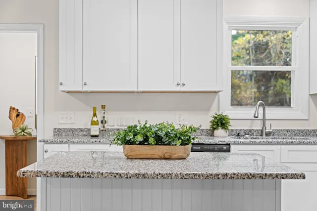 a close view of light fixtures