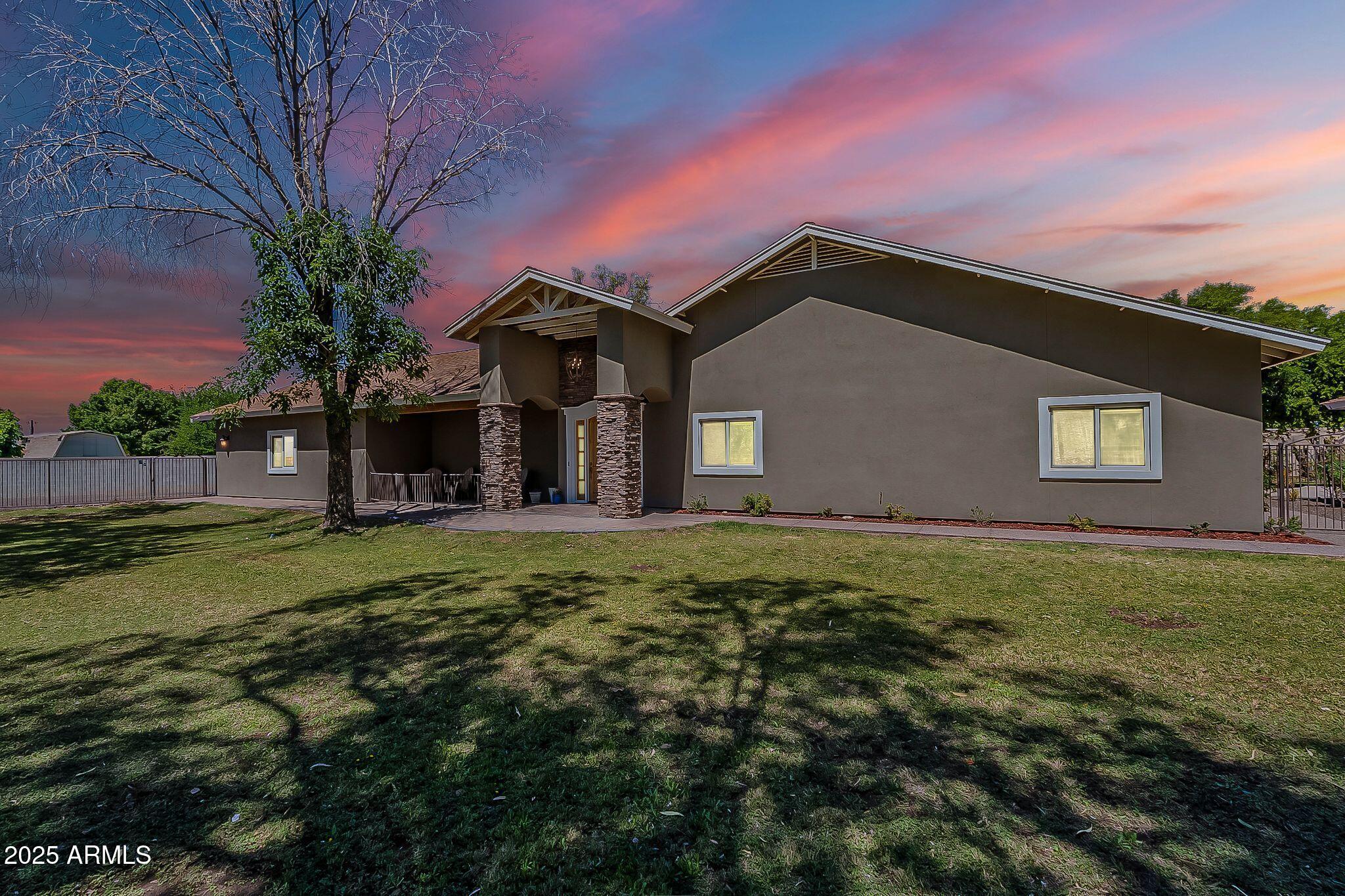 3011 North Gilbert Road Mesa, AZ 85203 - Photo 1 of 66 Twilight front
