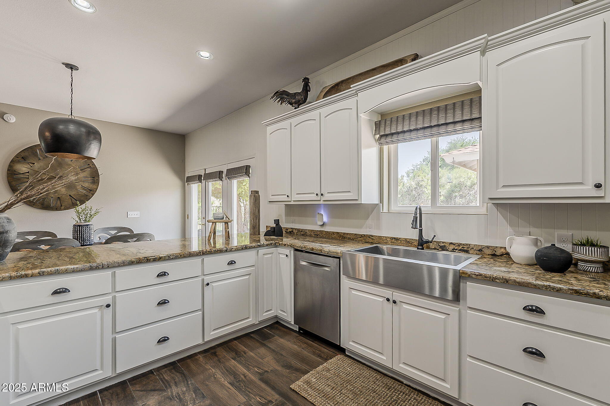 3011 North Gilbert Road Mesa, AZ 85203 - Photo 16 of 66 16-web-or-mls-Gilbert-16