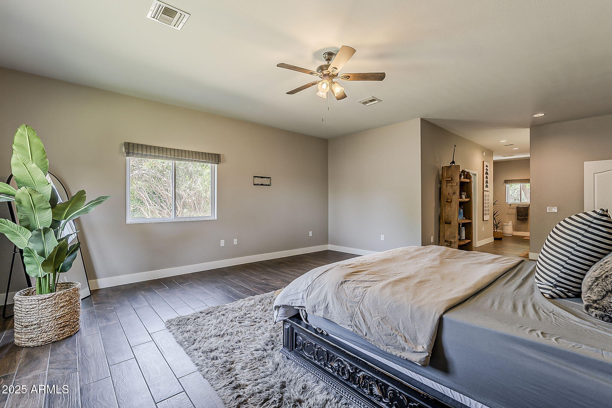 3011 North Gilbert Road Mesa, AZ 85203 - Photo 23 of 66 23-web-or-mls-Gilbert-23