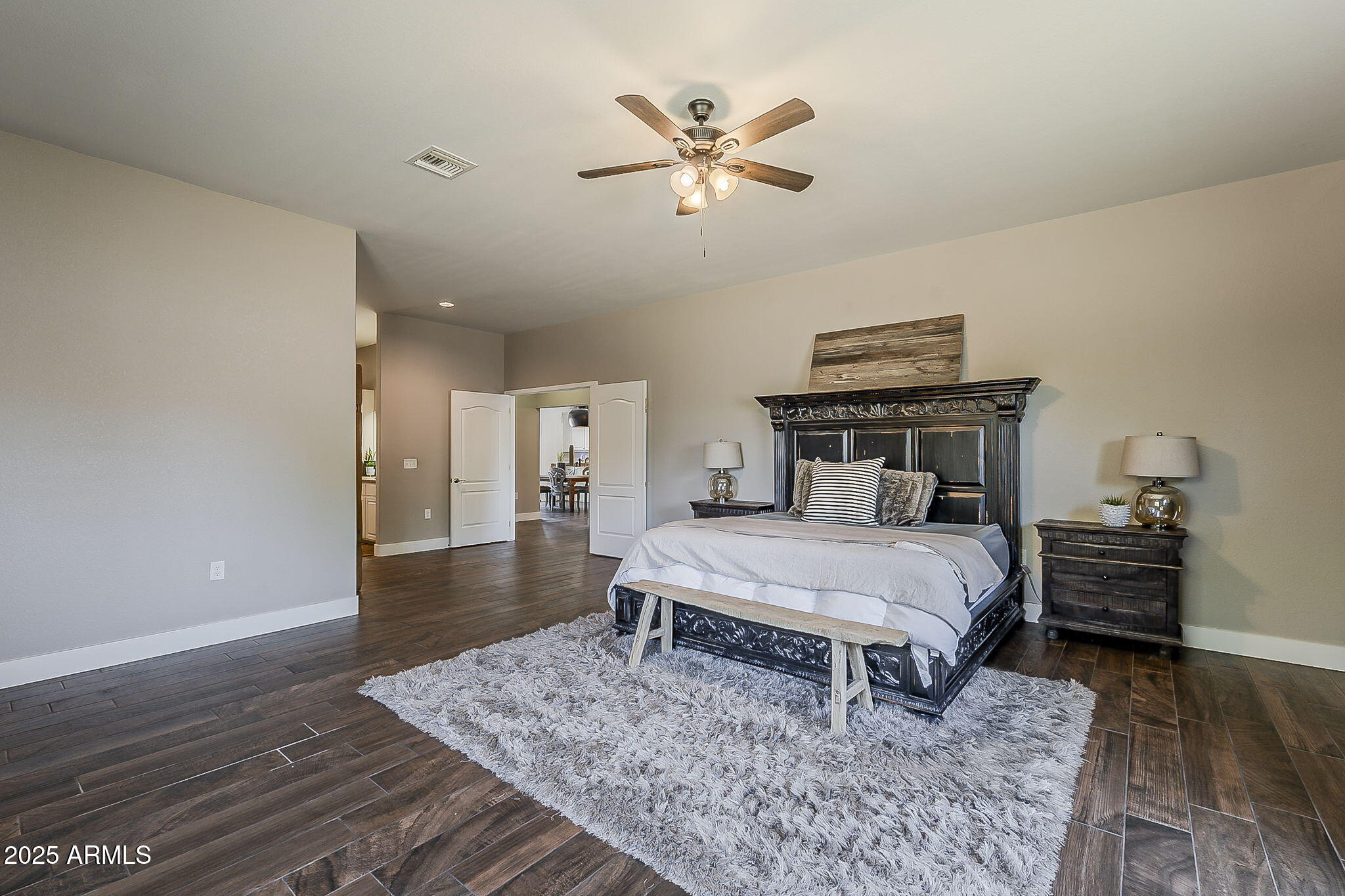 3011 North Gilbert Road Mesa, AZ 85203 - Photo 24 of 66 24-web-or-mls-Gilbert-24