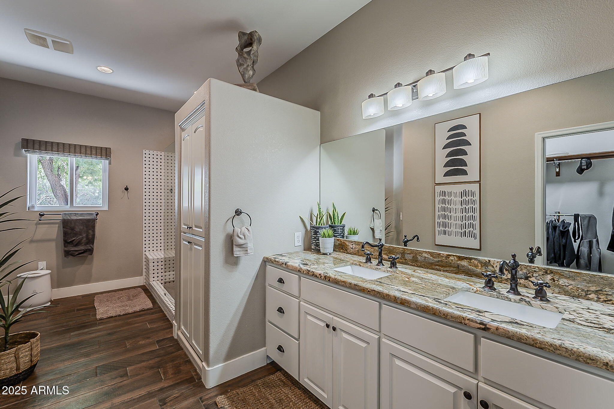 3011 North Gilbert Road Mesa, AZ 85203 - Photo 26 of 66 26-web-or-mls-Gilbert-26