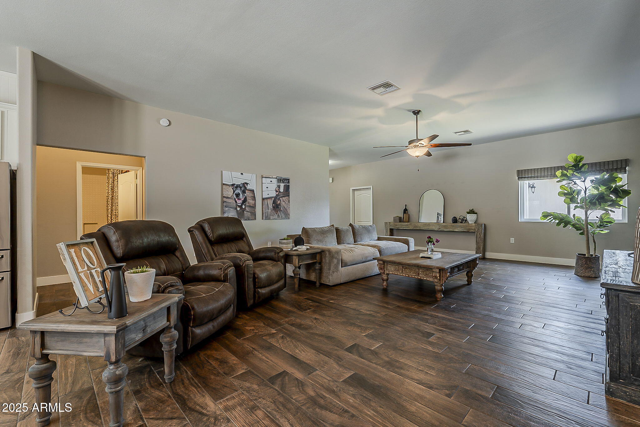 3011 North Gilbert Road Mesa, AZ 85203 - Photo 9 of 66 9-web-or-mls-Gilbert-9