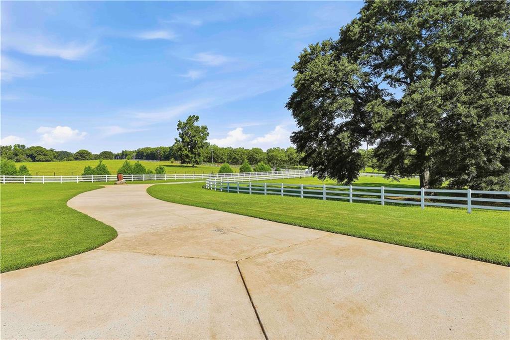 1815 Drew Allen Road Williamson, GA 30292 - Photo 18 of 151 Gallery Image 18